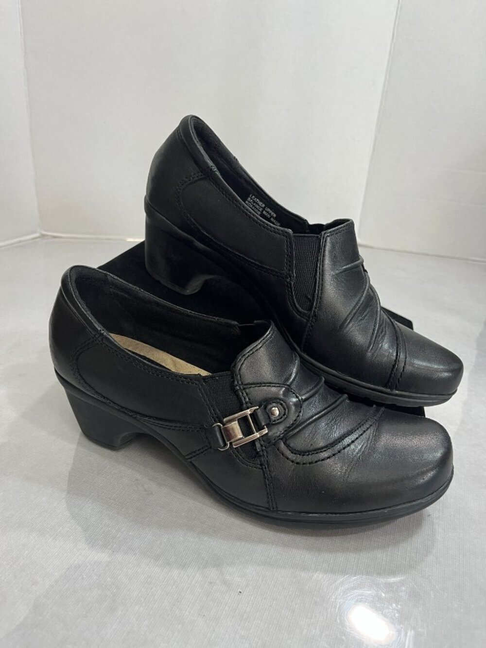 Earth Origins Roxanne Leather Slip-On Block Heel Shoes Black Buckle Women’s 7.5M